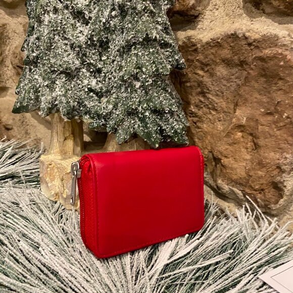 Rogue Wallet RFID Shielded - Red - Picture 2 of 4